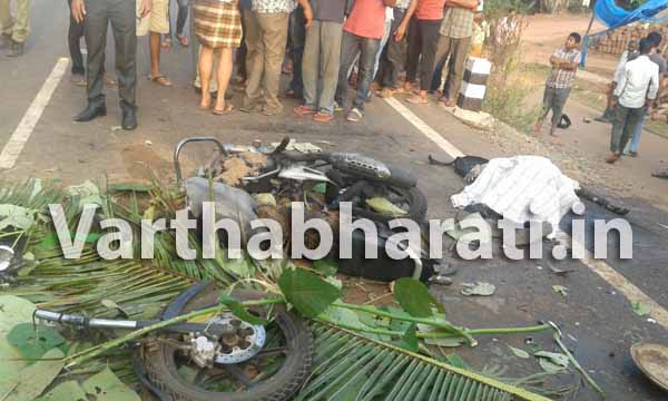 ಸುಳ್ಯ: ಬೈಕ್‌ಗೆ ಲಾರಿ ಢಿಕ್ಕಿ - ಉಪನ್ಯಾಸಕ ದುರ್ಮರಣ